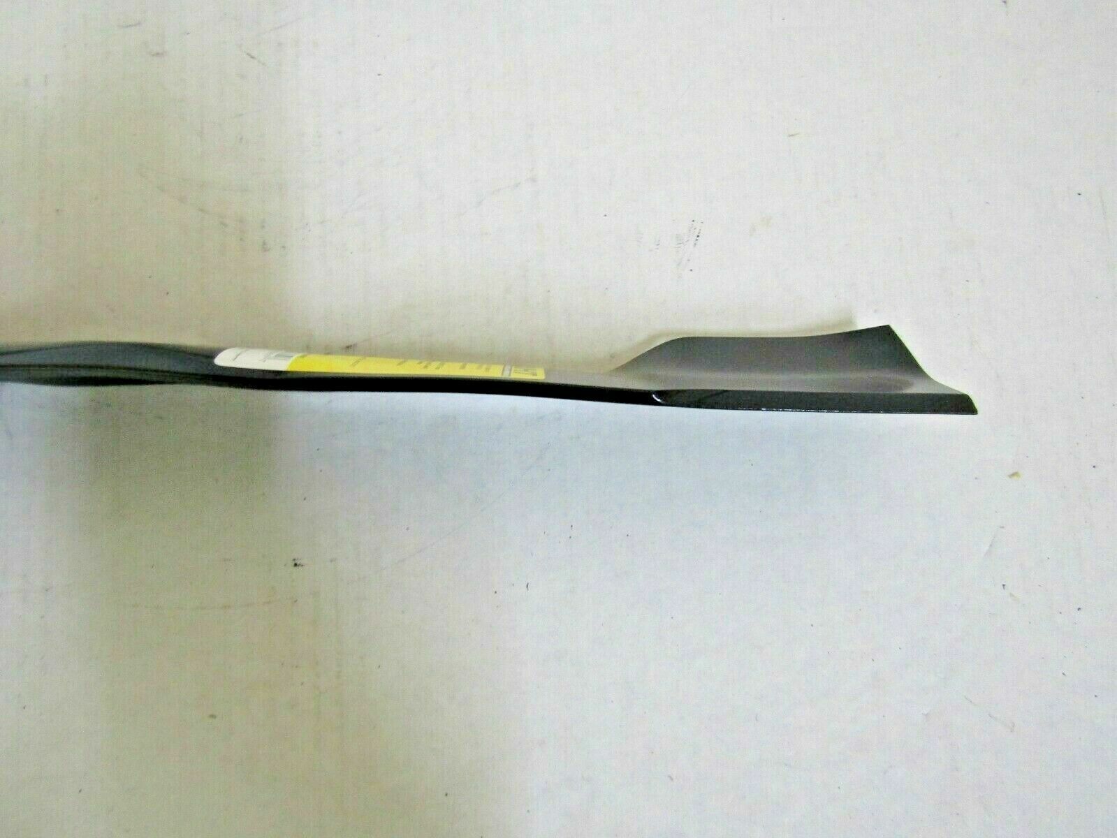 4 USA blades will fit JOHN DEERE AM137327 M154061 LA102 115 135 X300 X304 42"