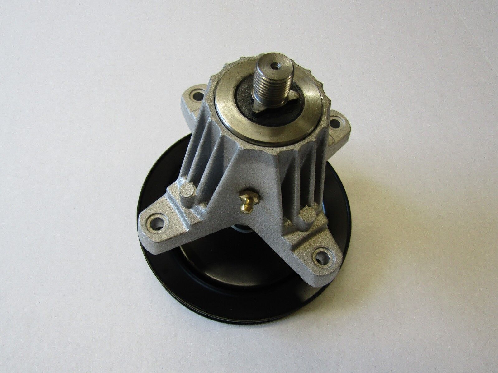 BLADE SPINDLE, CUB CADET MTD TROY BILT 618-04822 918-04822 918-04950 618-04889