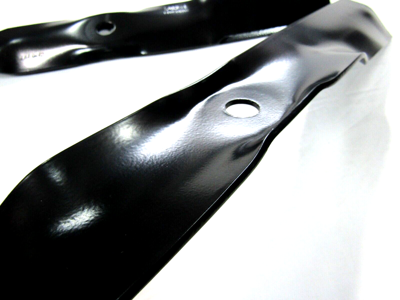 2 USA blades will fit JOHN DEERE M170639 X354 X370 Z335E Z335M X330 Z345M Z345R