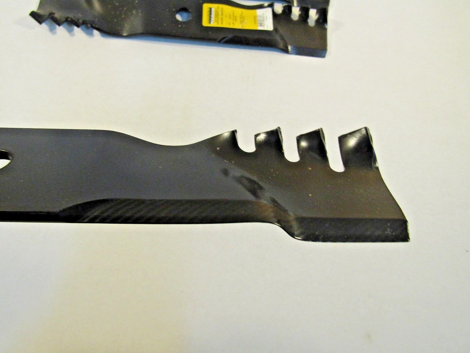 3 USA blades will fit JOHN DEERE 48" Z920A Z920M Z920R Z925A Z930A Z930