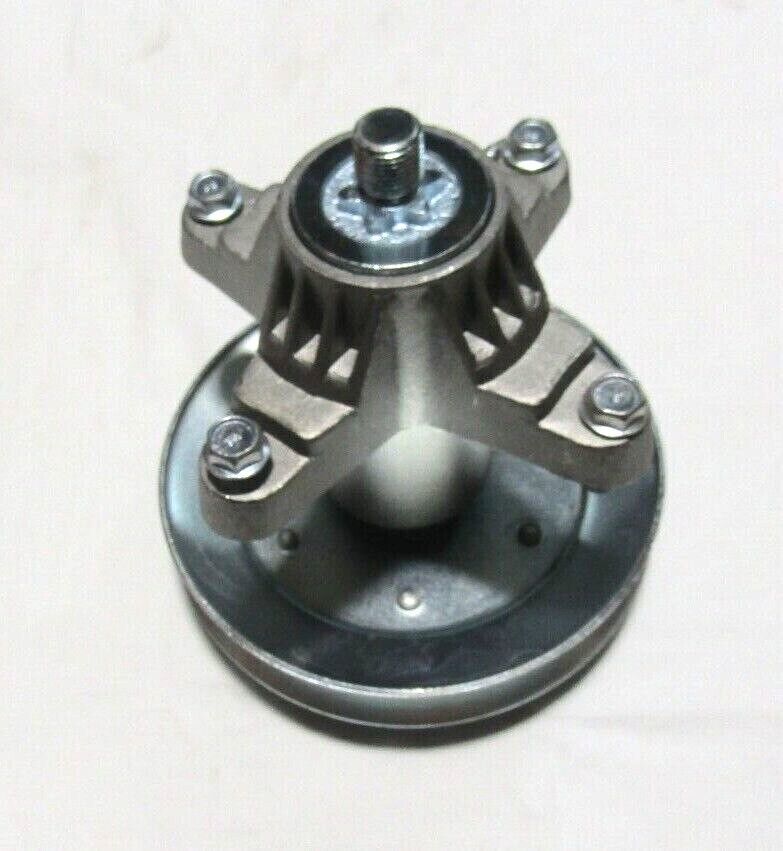 2 BLADE SPINDLEs CUB CADET MTD TROY BILT 918-04456A 618-04456A 618-04461 w/bolts