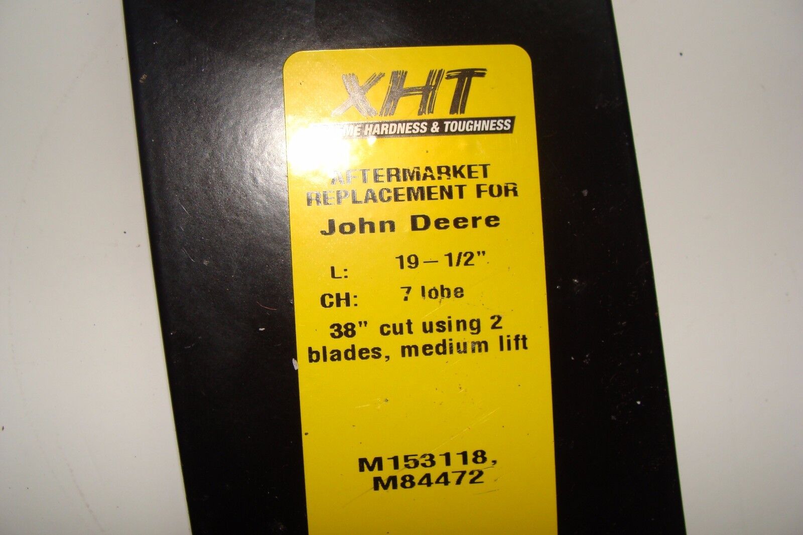 2 USA blades will fit John Deere AM141039 M153118 38" DECK LX172 LX173 LX176 320