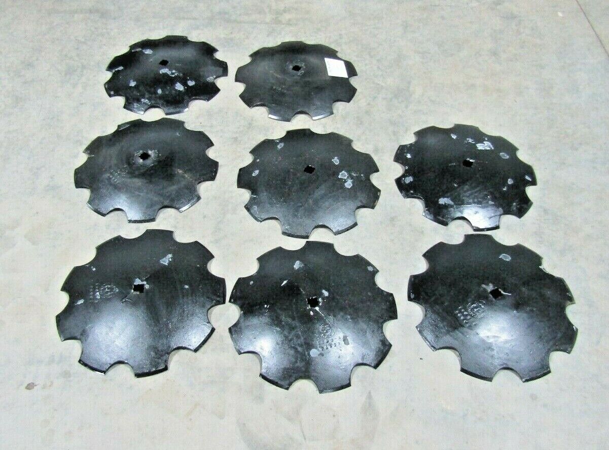 8) 18" DISC HARROW BLADE NOTCHED 3.5MM (9 GAUGE) 7/8" SQUARE OR 1" SQUARE AXLE