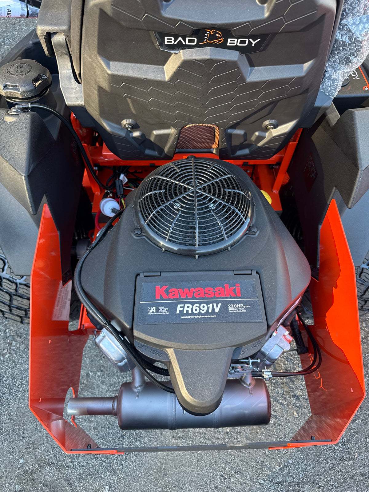 BBM344-AVENGER 60" Kawasaki FR691 23HP BAZ60FR691 BAZ60FR69110260215, MODEL# FOR MOTOR FR691V-DS45-R SERIAL# FR691VX94397 *LOCAL PICKUP PRICE*