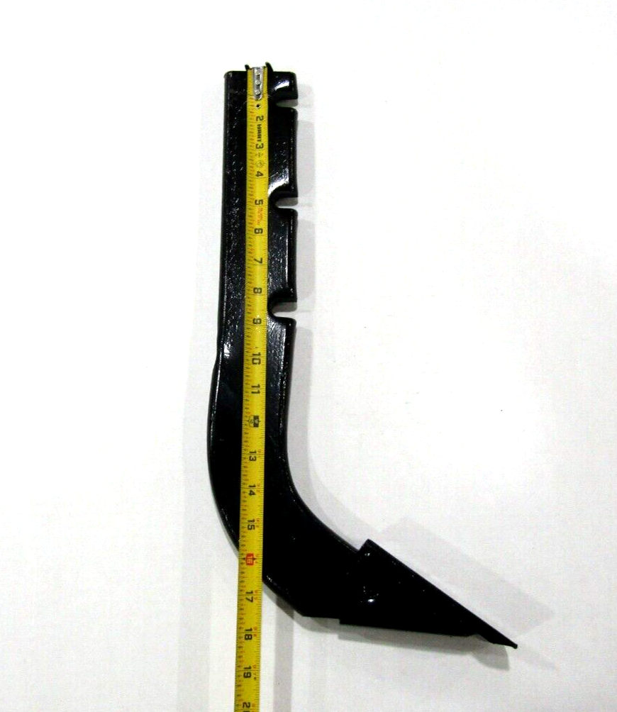 Front slot box blade shank. 18" long box blade ripper tooth with heat treated ti