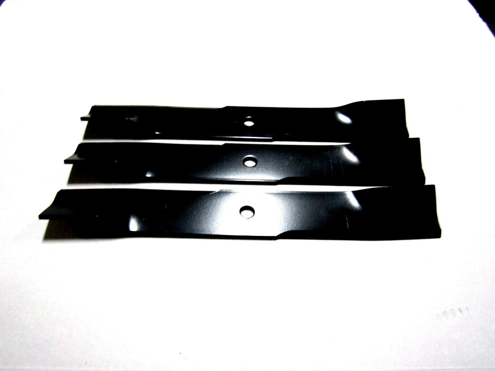 3 USA XHT BLADES FOR HUSTLER 787721 MEDIUM LIFT FOR 52" DECK FASTRAK MODELS